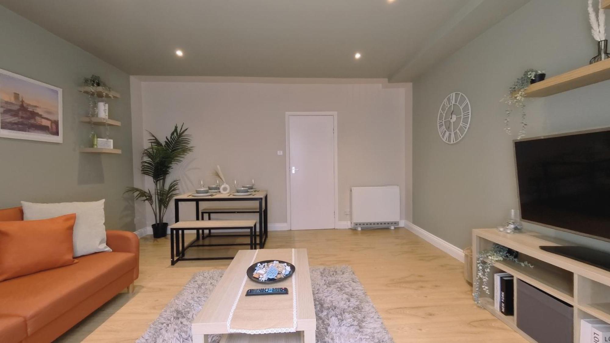 Birmingham City Stay Apartments